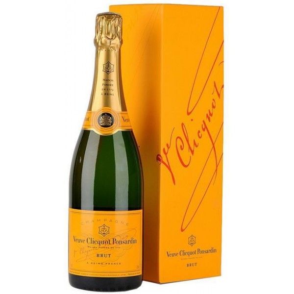 veuve clicquot champagne brut yellow label 2 530x 600x600 1